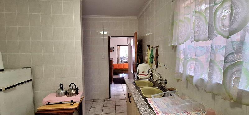 3 Bedroom Property for Sale in Fraaiuitsig Western Cape